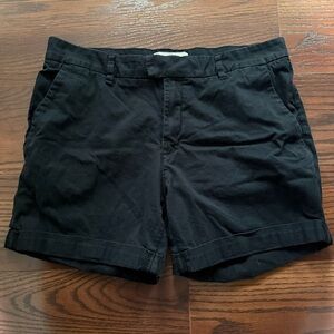 H&M L.O.G.G Women’s Mid-rise Cuffed Casual Bermuda Shorts Black, size 10